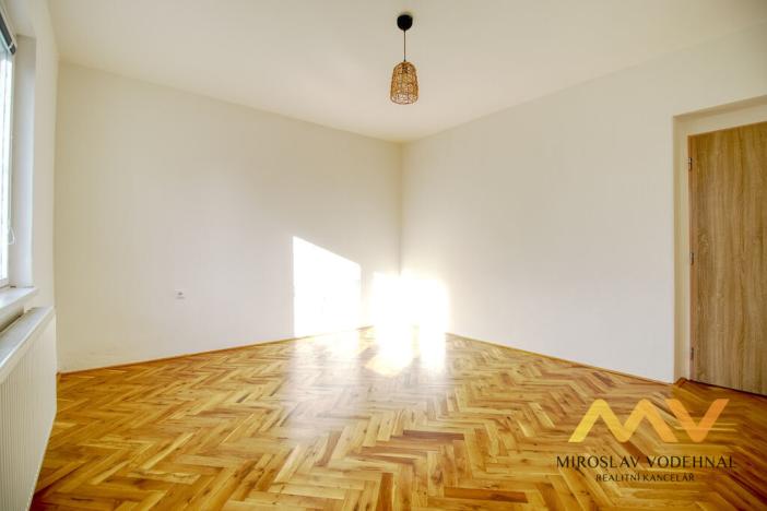 Pronájem rodinného domu, Hradec Králové - Třebeš, Na Jezírkách, 150 m2