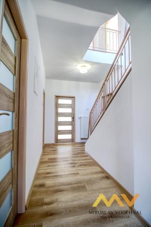 Pronájem rodinného domu, Hradec Králové - Třebeš, Na Jezírkách, 150 m2