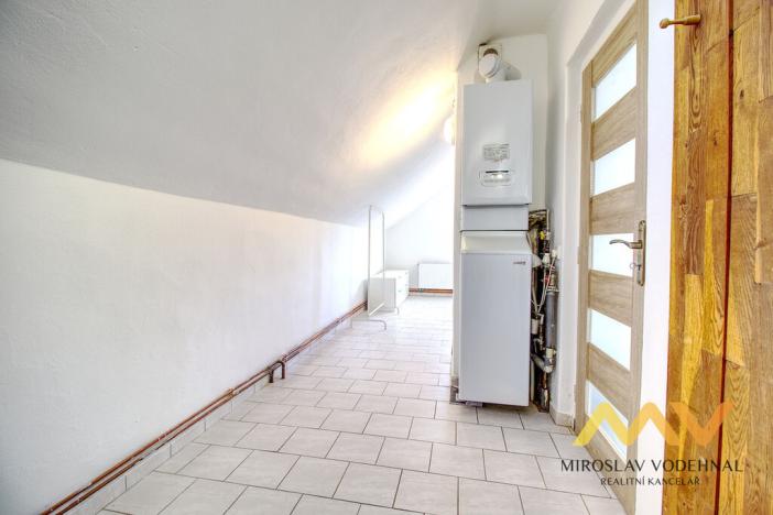 Pronájem rodinného domu, Hradec Králové - Třebeš, Na Jezírkách, 150 m2