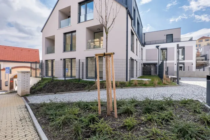 Prodej bytu 1+kk, Praha - Lysolaje, Lysolajské údolí, 29 m2