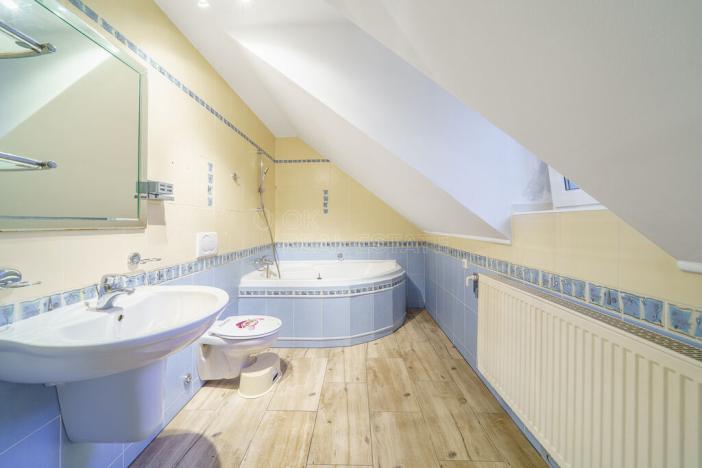 Prodej bytu 4+kk, Karlovy Vary, Pražská silnice, 98 m2