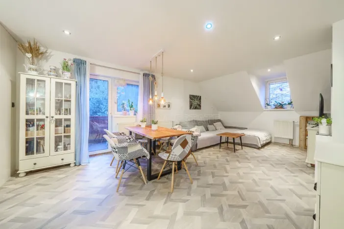 Prodej bytu 4+kk, Karlovy Vary, Pražská silnice, 98 m2