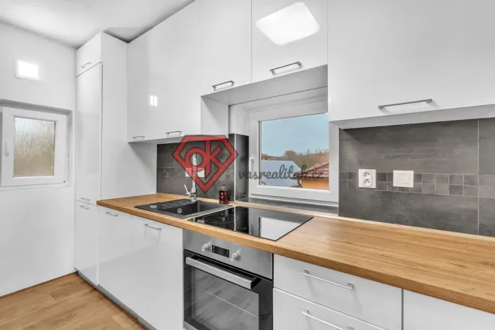 Prodej rodinného domu, Borohrádek, Čapkova, 184 m2