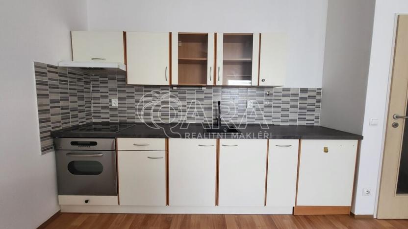 Prodej bytu 1+kk, Milovice - Mladá, Armádní, 29 m2