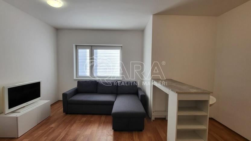 Prodej bytu 1+kk, Milovice - Mladá, Armádní, 29 m2