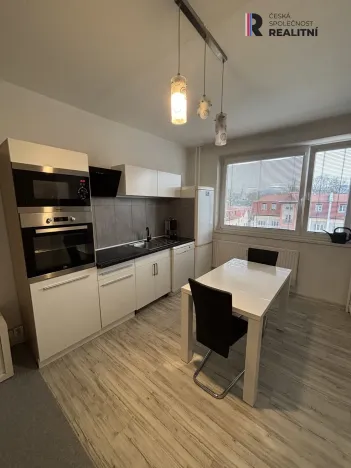 Pronájem bytu 2+kk, Sokolov, Křížová, 40 m2