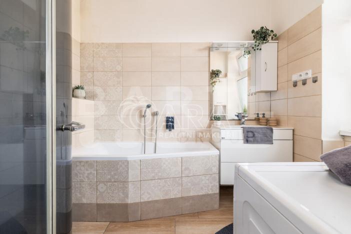 Prodej bytu 3+1, Křemže, Náměstí, 69 m2