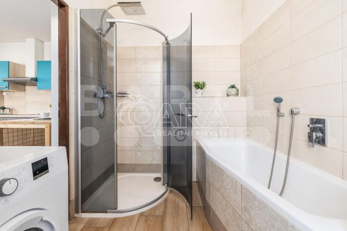 Prodej bytu 3+1, Křemže, Náměstí, 69 m2