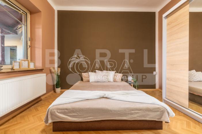 Prodej bytu 3+1, Křemže, Náměstí, 69 m2