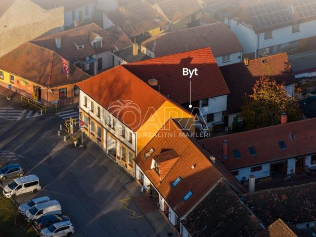 Prodej bytu 3+1, Křemže, Náměstí, 69 m2