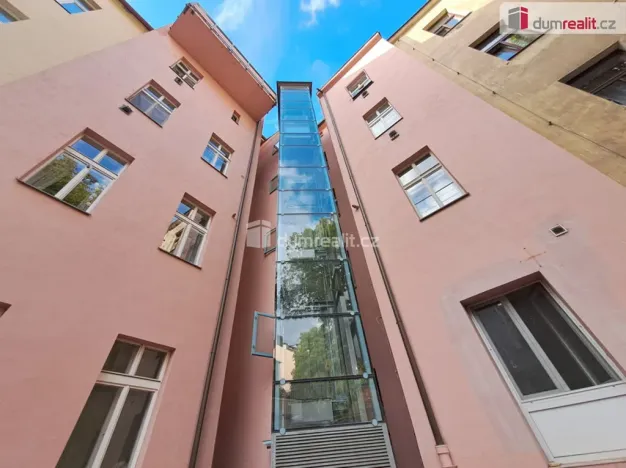 Prodej bytu 3+kk, Praha - Smíchov, Svornosti, 85 m2