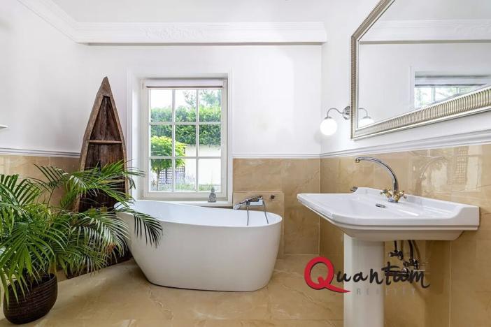 Prodej rodinného domu, Praha - Horní Počernice, Na Myšině, 327 m2