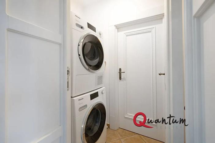 Prodej rodinného domu, Praha - Horní Počernice, Na Myšině, 327 m2