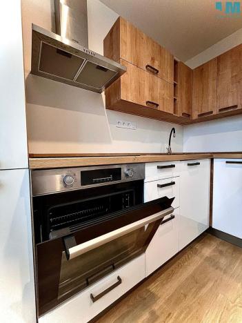 Pronájem bytu 1+1, Třebíč, Jar. Ježka, 38 m2