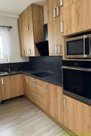 Prodej rodinného domu, Králův Dvůr, Na Vinohradech, 95 m2