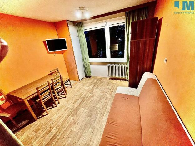 Pronájem bytu 1+1, Třebíč, Obránců míru, 38 m2