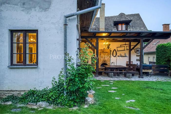 Prodej apartmánu, Dalečín, 536 m2