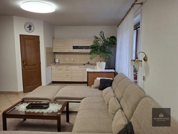 Prodej rodinného domu, Vysoký Újezd, Tyršova náves, 220 m2