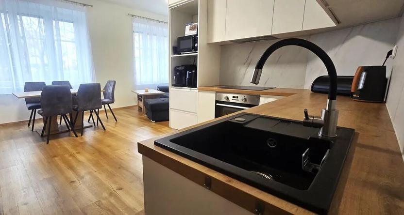 Prodej bytu 3+kk, Slaný, Stehlíkova, 74 m2