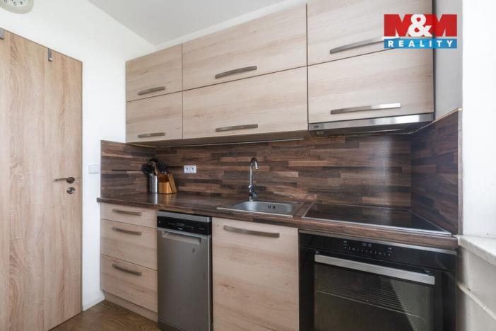 Prodej bytu 3+1, Huštěnovice, 84 m2