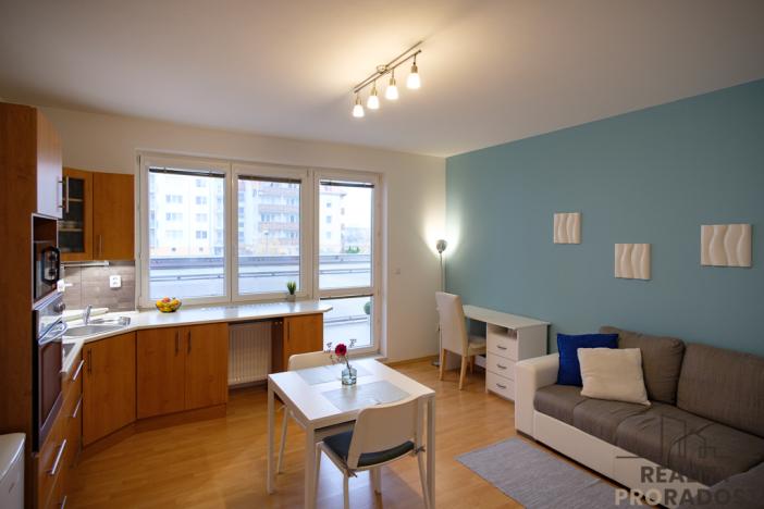 Pronájem bytu 2+kk, Olomouc, Novosadský dvůr, 51 m2