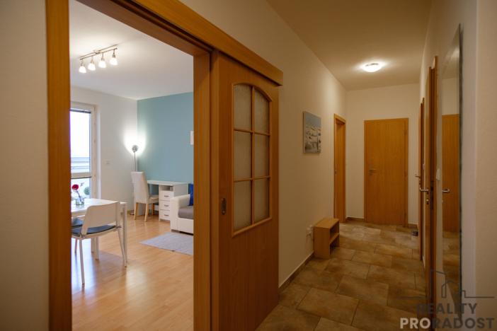 Pronájem bytu 2+kk, Olomouc, Novosadský dvůr, 51 m2