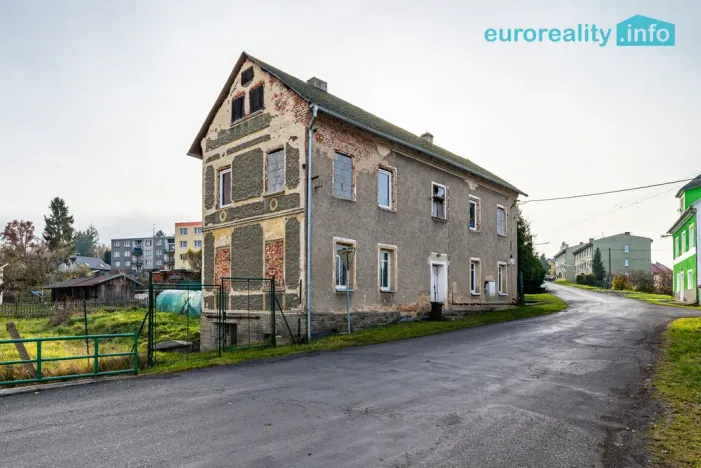 Prodej rodinného domu, Dolní Žandov, 167 m2