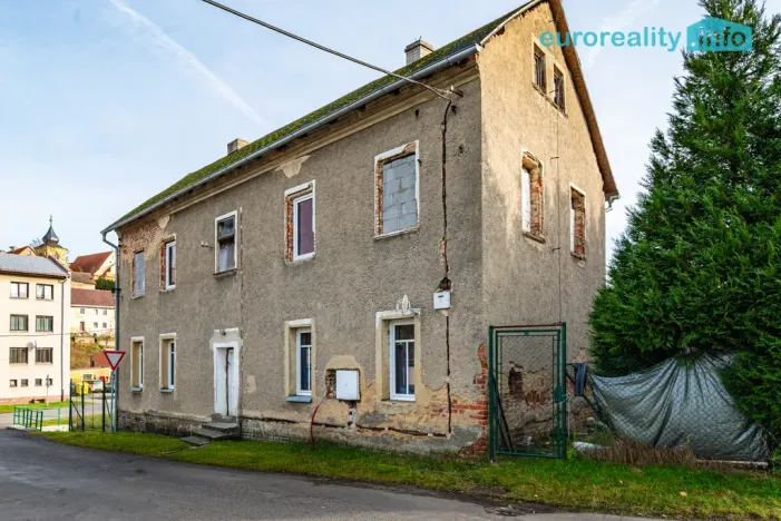 Prodej rodinného domu, Dolní Žandov, 167 m2