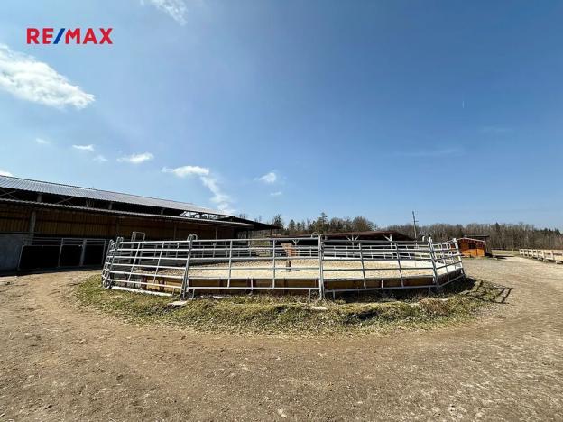 Prodej pozemku, Spálené Poříčí, 166477 m2