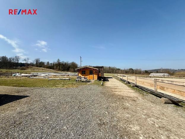 Prodej pozemku, Spálené Poříčí, 166477 m2