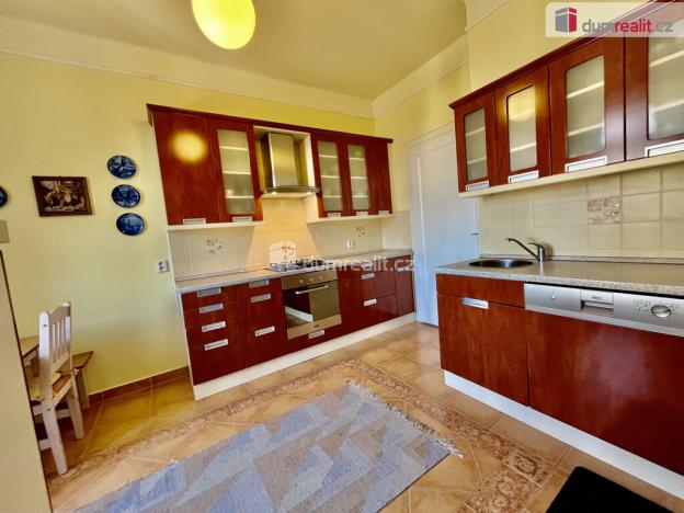 Prodej bytu 2+1, Karlovy Vary - Rybáře, Sokolovská, 82 m2