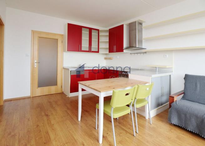 Pronájem bytu 2+kk, Praha, Voskovcova, 42 m2