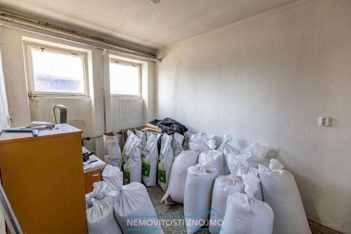 Prodej skladu, Šumná, 115 m2