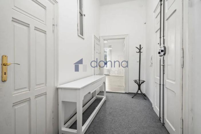 Pronájem kanceláře, Praha, Kodaňská, 63 m2