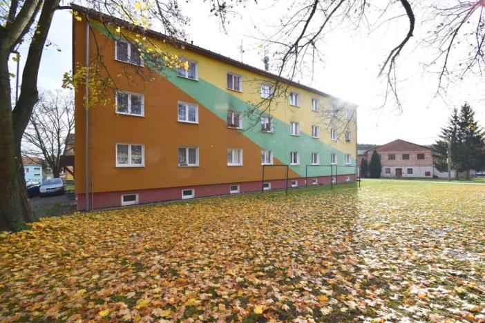 Pronájem bytu 1+1, Tlučná, V Rybníčkách, 30 m2