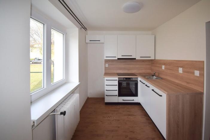 Pronájem bytu 1+1, Tlučná, V Rybníčkách, 30 m2