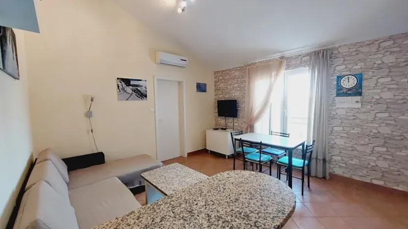 Prodej bytu 2+kk, Pula, Chorvatsko, 44 m2