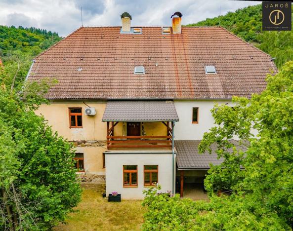 Prodej rodinného domu, Roztoky, 300 m2