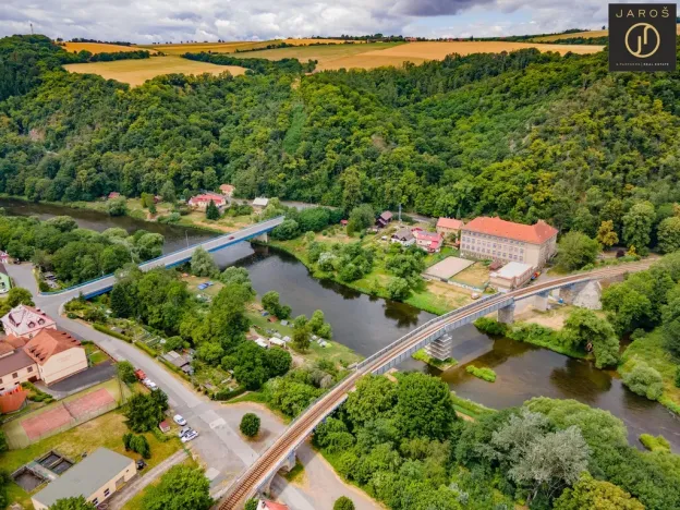 Prodej rodinného domu, Roztoky, 300 m2