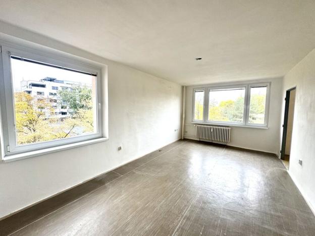 Pronájem bytu 2+1, Pardubice - Zelené Předměstí, nábřeží Závodu míru, 53 m2