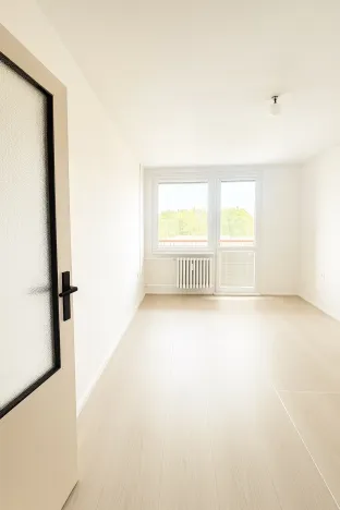 Pronájem bytu 2+1, Pardubice - Zelené Předměstí, nábřeží Závodu míru, 53 m2