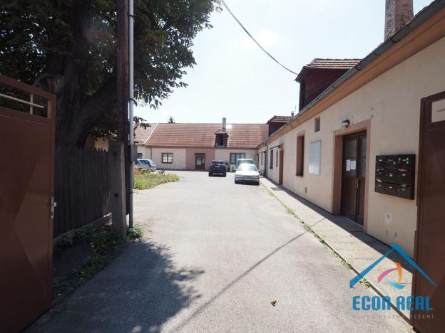 Pronájem bytu 2+kk, Brandýs nad Labem-Stará Boleslav - Stará Boleslav, Mariánské náměstí, 40 m2