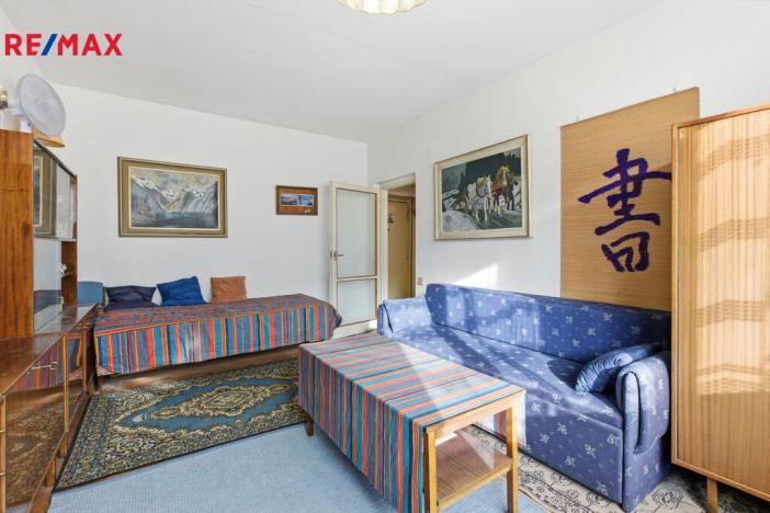 Prodej bytu 1+1, Karlovy Vary, Krymská, 28 m2