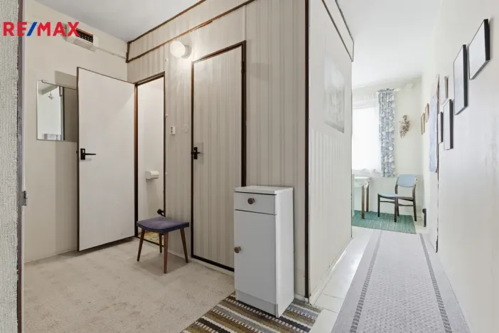 Prodej bytu 1+1, Karlovy Vary, Krymská, 28 m2