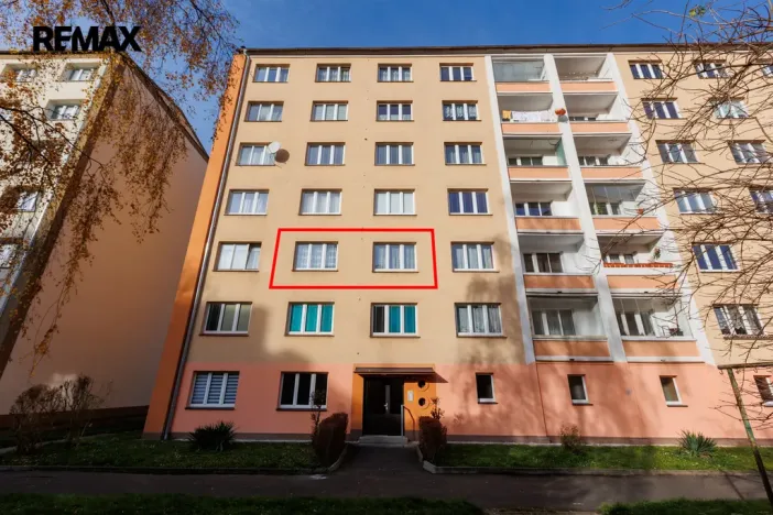 Prodej bytu 1+1, Karlovy Vary, Krymská, 28 m2