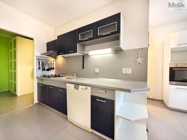 Pronájem bytu 2+1, Teplice - Trnovany, Antala Staška, 65 m2