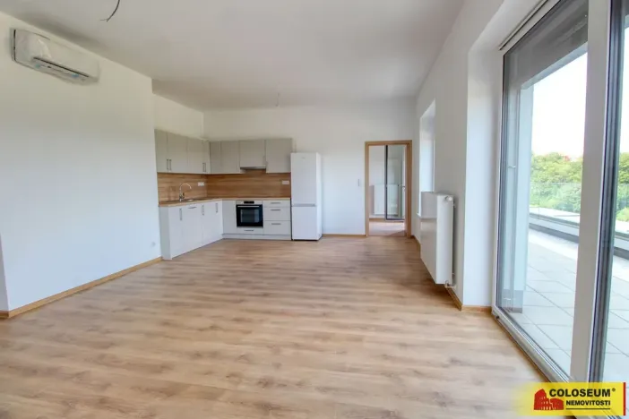 Pronájem bytu 2+kk, Znojmo, Vrbkova, 62 m2
