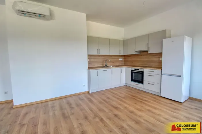 Pronájem bytu 2+kk, Znojmo, Vrbkova, 62 m2
