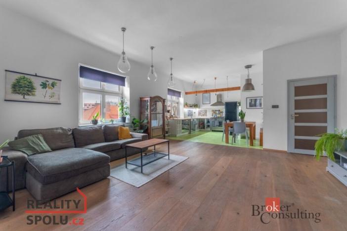 Prodej bytu 3+kk, Praha - Holešovice, U Uranie, 95 m2