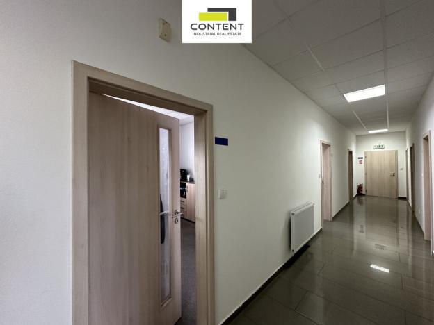 Pronájem výrobních prostor, Dubno, 5668 m2